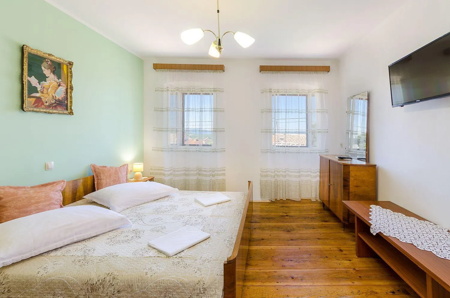 Mediterranes Steinhaus Mit Grosser Terrasse, Aussendusche, Privatpool, Babybett, Waschmaschine Grizane-Belgrad